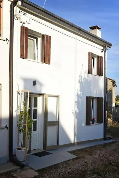 La Piccola Casa Di Via Ricotti Villa Castelguglielmo 0*,