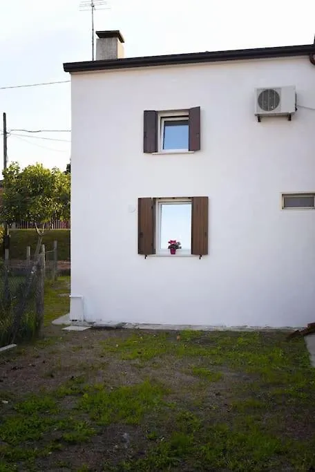 Holiday home La Piccola Casa Di Via Ricotti Villa Castelguglielmo Italy
